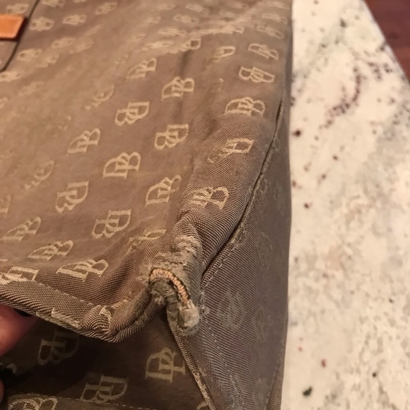 Dooney & Bourke Vintage Signature Logo Tote - Picture 13 of 13